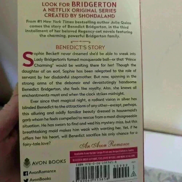 Bridgerton book Julia Quinn offer from a gentleman Benedicts store used good con - Picture 3 of 3